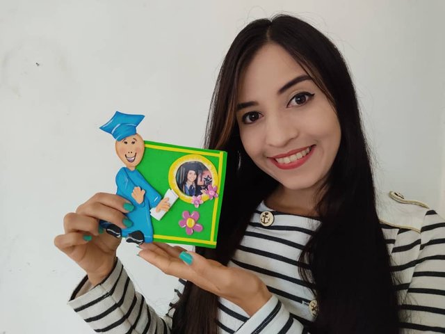saracamperoportaretratodegraduacion (4).jpeg