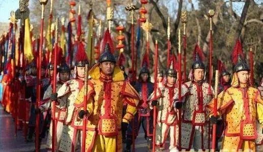 中国官员在180年前的大起大落：两种世界秩序的冲突