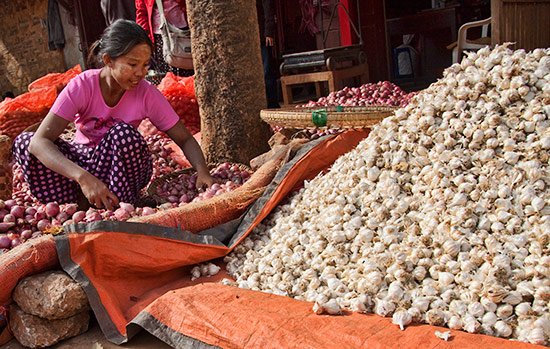 Colors in Mandalay