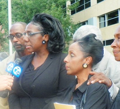 Attorney Allison Folmar (left) and Detroit mother Maryanne Godboldo (right)