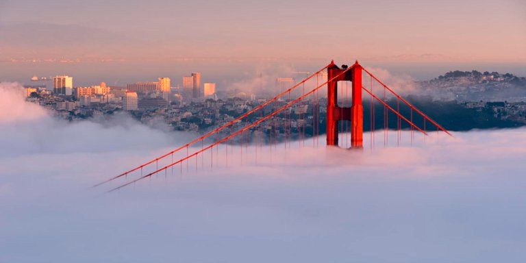 Golden Gate Bridge