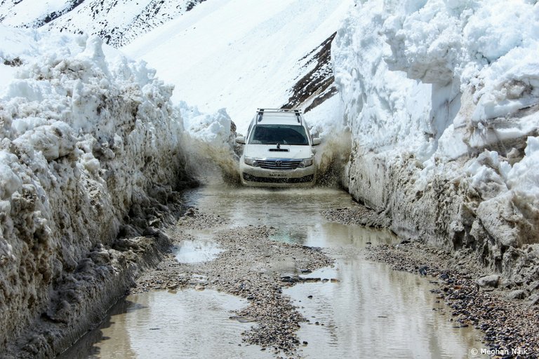 Fortuner, Zoji La