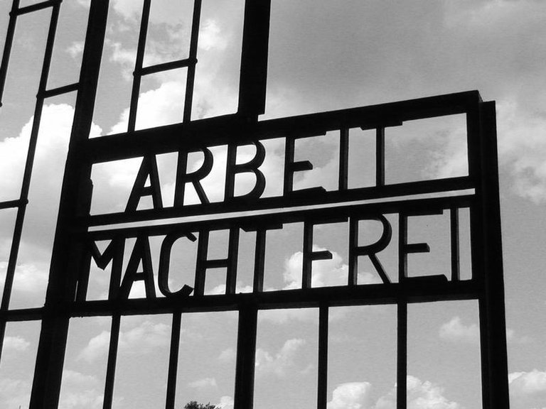 arbeit macht frei