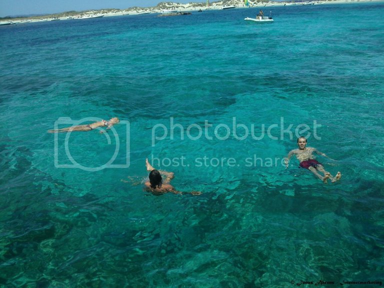  photo ibiza-swimming_zpskymnzhus.jpg