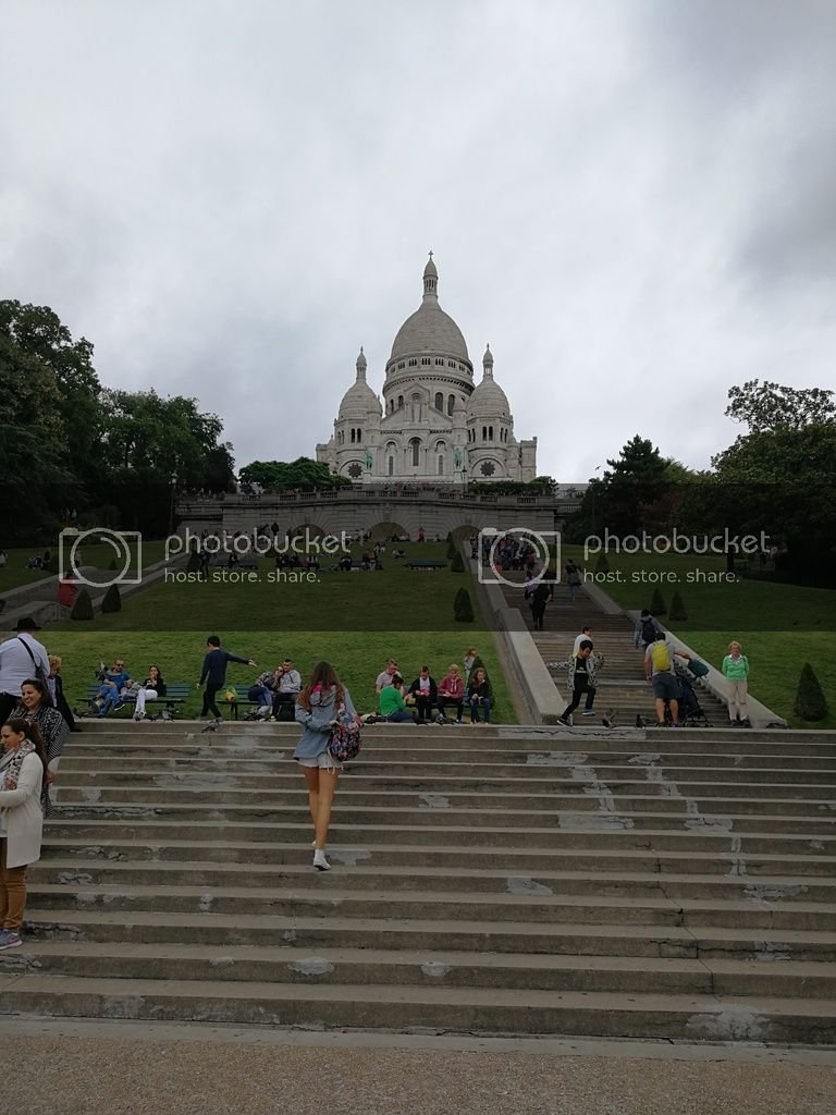 Sacré Coeur stairs