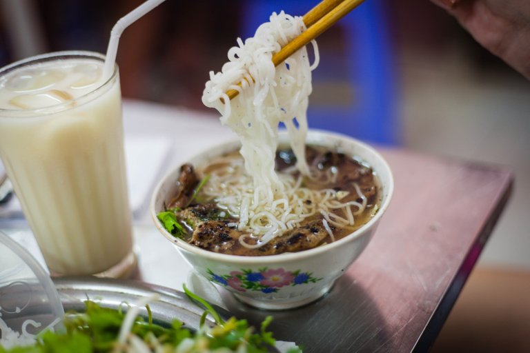 chopstick bun bowl