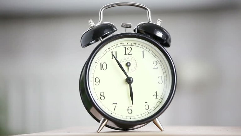 image of alarm clock