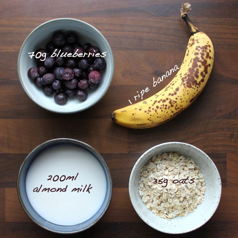 Blueberry Smoothie Ingredients writing