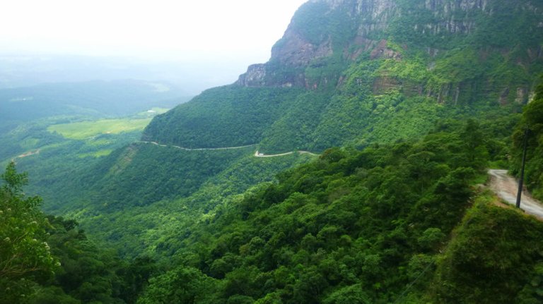 Serra do Corvo Branco Pass