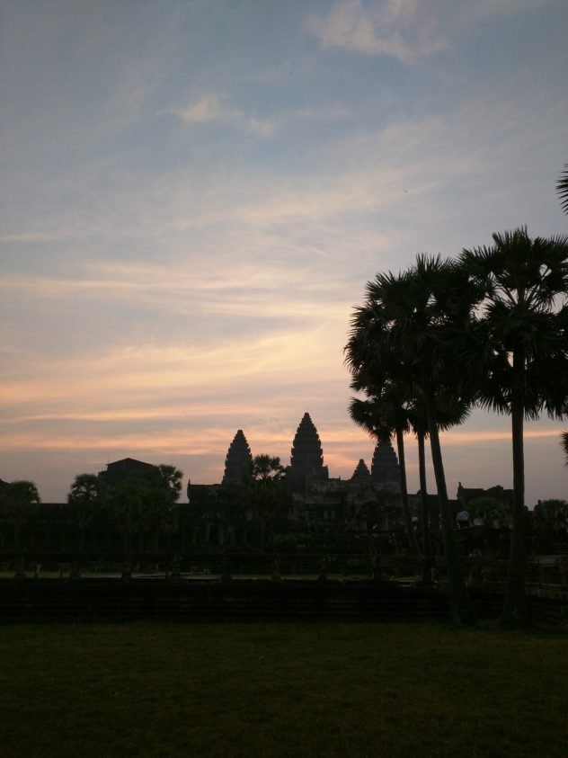 angkor wat morning sunrise