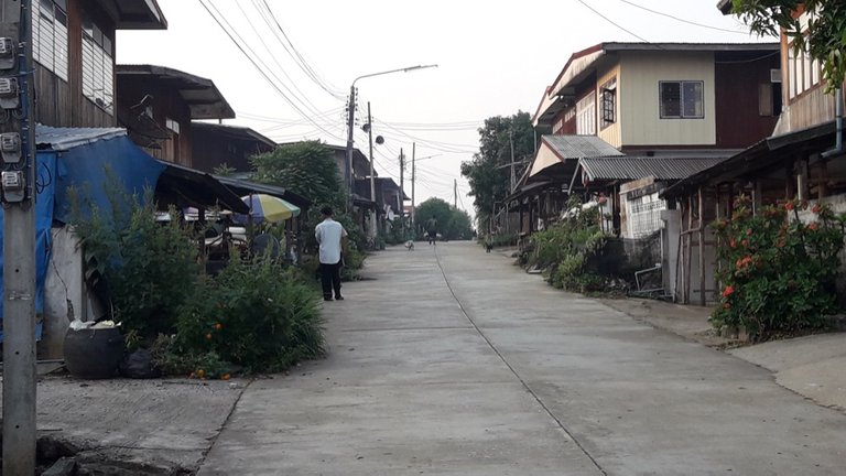 Walking and Cycling in Ban A Hi!