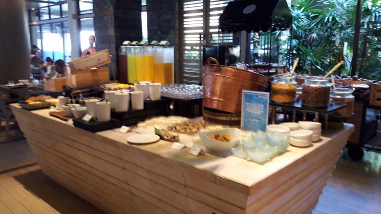 Pullman Phuket Hotel - Breakfast