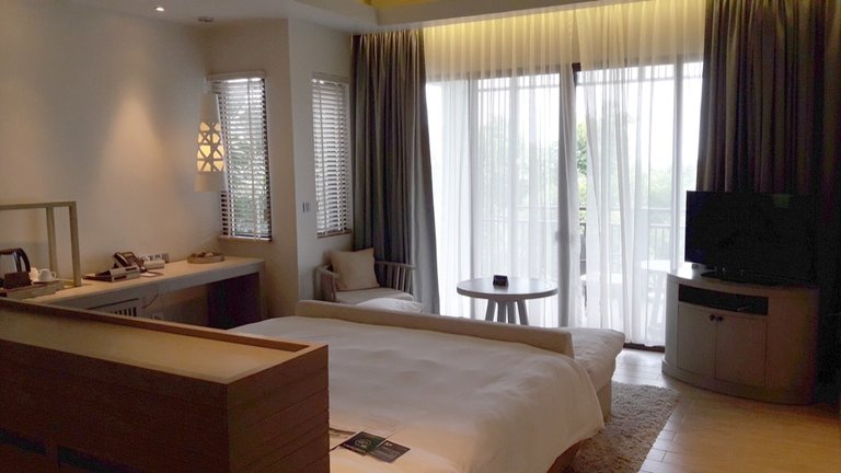 Pullman Phuket Hotel - Grand Deluxe Room