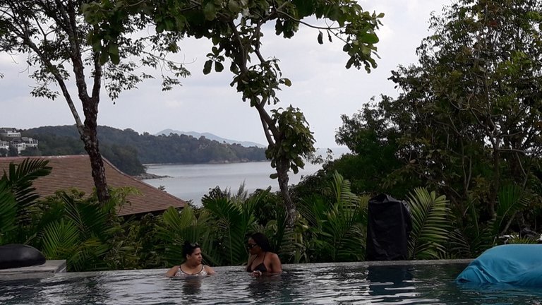 Pullman Phuket Hotel - Swimming-pool