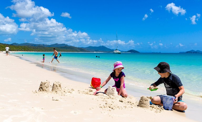 Whitehaven Beach in Whitsunday Island, Australia: one of the world's most beautiful beaches