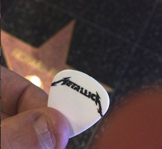 Metallica pick