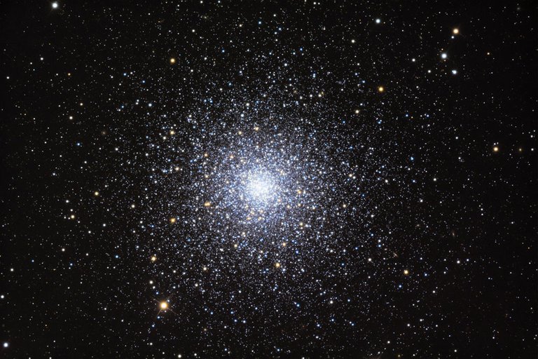 Messier M3, http://www.messier-objects.com/messier-3/