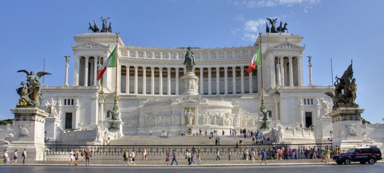 Monument to V. Emmanuel II