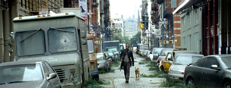 El Dr. Neville recorre las calles desoladas de Nueva York