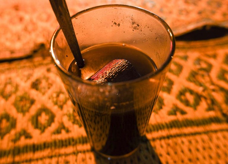 Kopi Jos, kopi dengan tambahan bara arang.