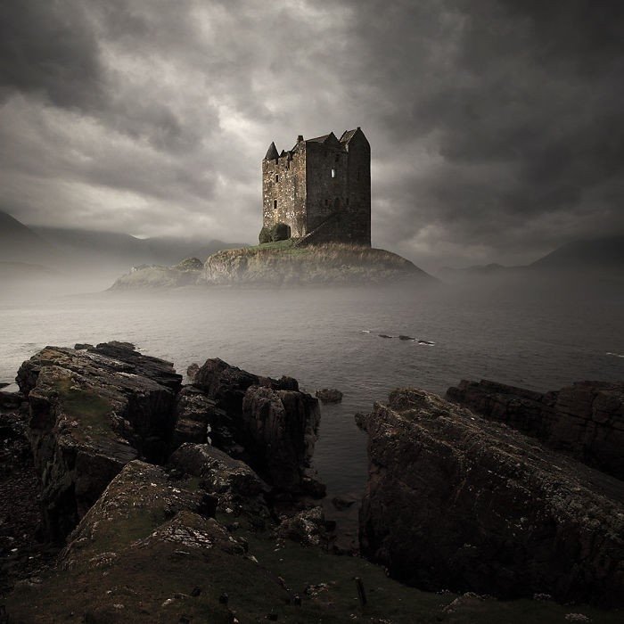 11-stalker-castle-scotlandjpg-728x728.jpg