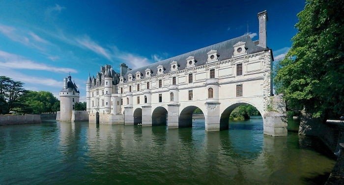 18-chenonceau-castle-francejpg-728x728.jpg