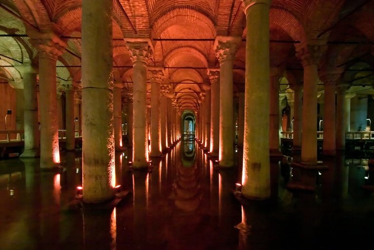 Basilica Cistern