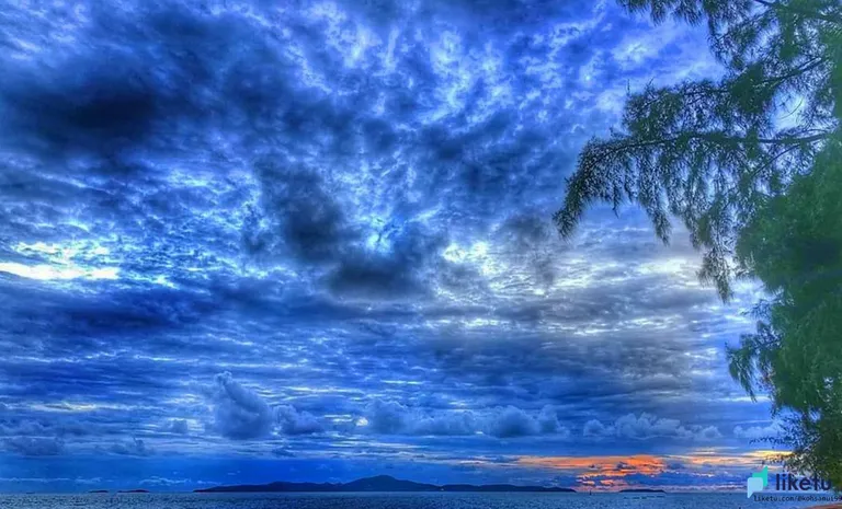 405opfil0uu514t_cloud-31u.jpg