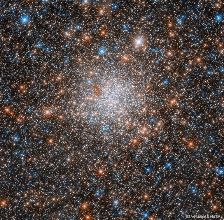 NGC 1898: Globular Cluster in the Large Magellanic Cloud