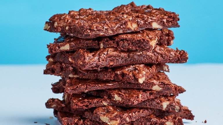 7 Reasons Youll Love These Thin, Chewy Sheet-Pan Brownies