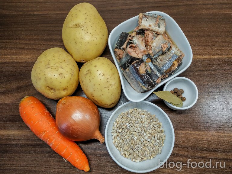 Fish soup from canned food