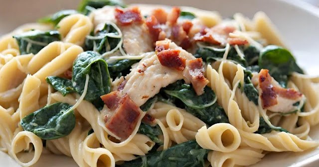 Chicken Bacon Spinach Pasta