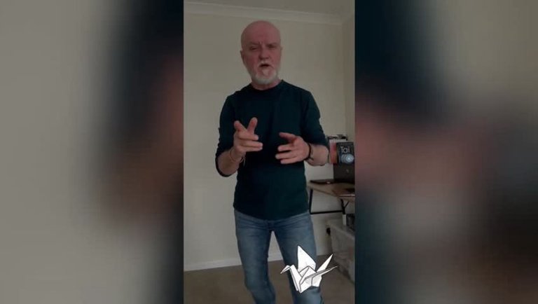 How Not to Do Tai Chi ... White Crane Spreads Wings
