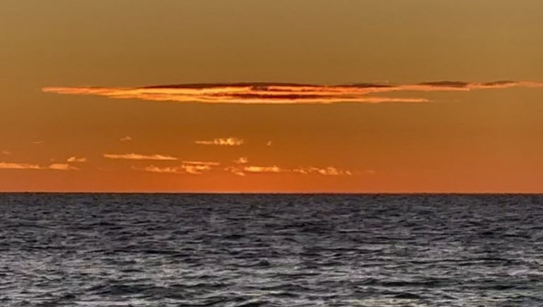 Sunset on Lake Superior, Canada 🇨🇦