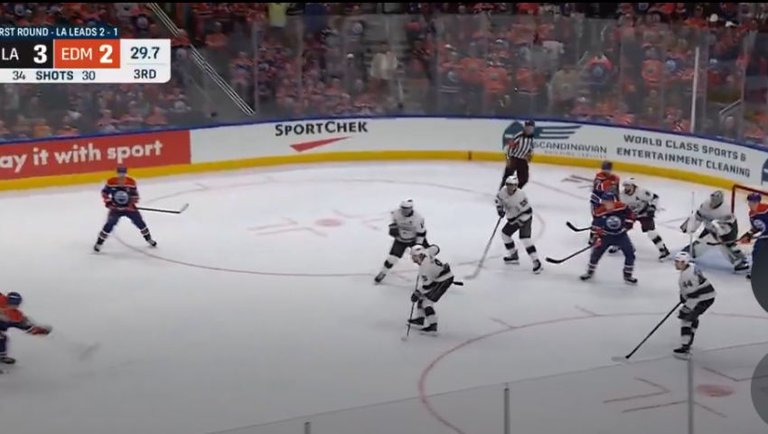 Edmonton Oilers win in Overtime to tie up the Series with LA kings
