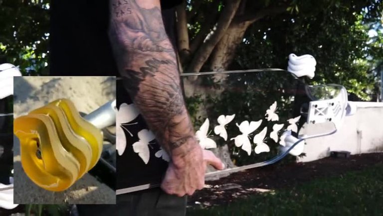 Shark Wheel - Butterfly CLEAR Longboard
