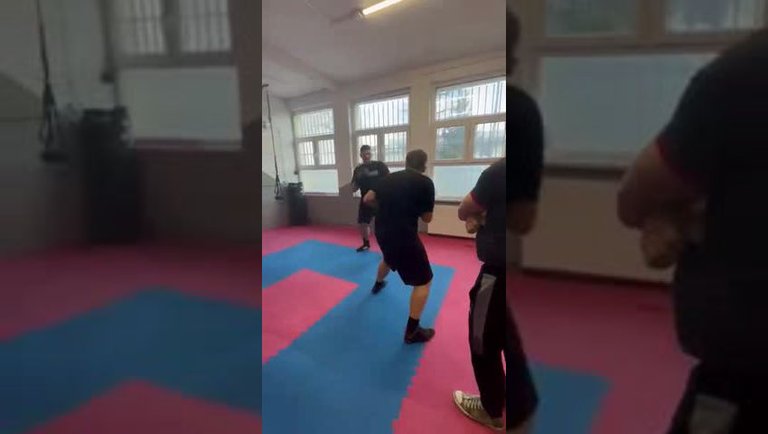 Chlopaki w akcji🥊