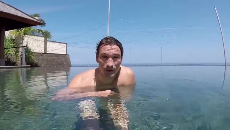 How to control your Breathing while swimming (exhale from the nose or from the mouth ) (720p)