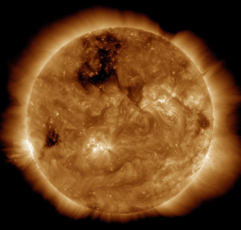 sol, luz de sol, cosmos, atmósfera, naranja, espacio, Luna, circulo, Nasa, espacio exterior, energía, corona, astronomía, ardiente, Bola de fuego, erupción, Objeto astronómico, Explosión de radiación intensa, Hacer, erupción solar, Fotos gratis In PxHere