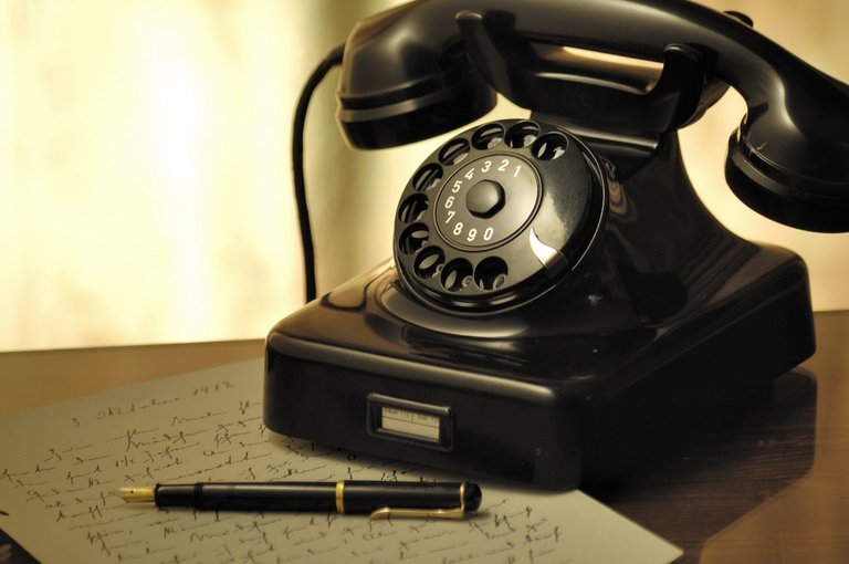 escritorio, antiguo, antiguo, teléfono, teléfono, nostalgia, negro, marcar, arreglo, nostálgico, Auricular de teléfono, Bakalittelefon, Fotos gratis In PxHere