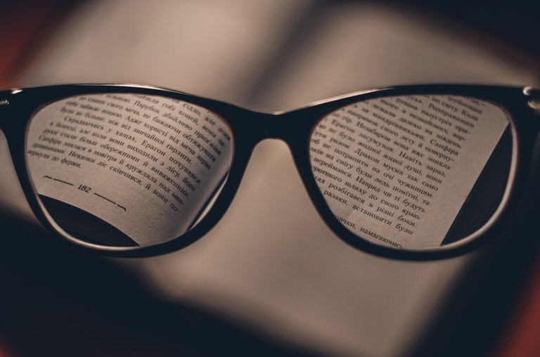 book, read, white, reading, sight, black, circle, spectacles, close up, brand, pages, focus, sunglasses, vision, glasses, eyeglasses, eyewear, story, frames, lenses, reading glasses, eye wear, eyesight, vision care, Free Images In PxHere