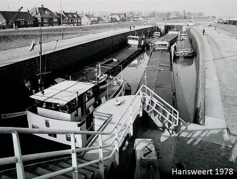 Sluice Hansweert