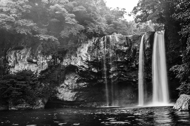 Cheon Ji Yeon Waterfall @ Jeju