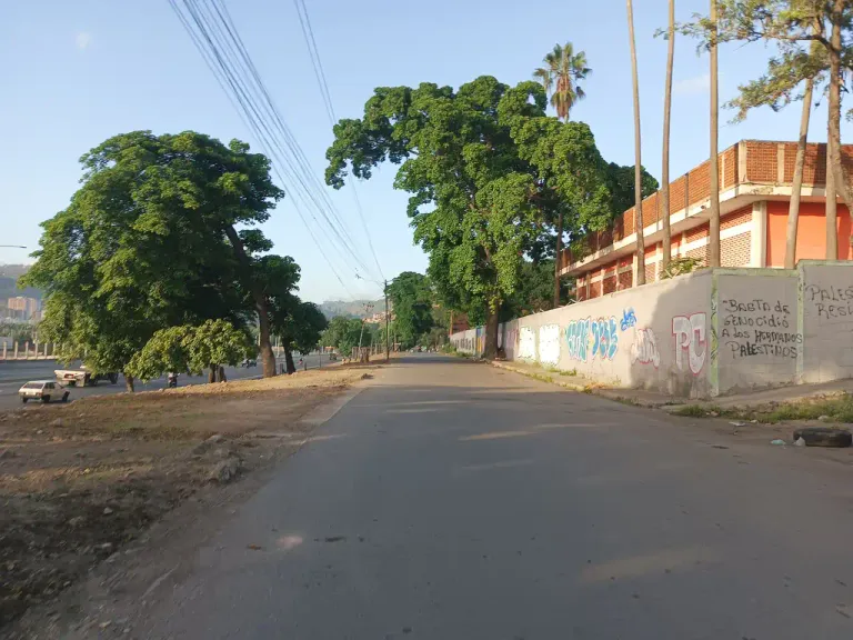 1000838397-7ac7116f55c7.webp
