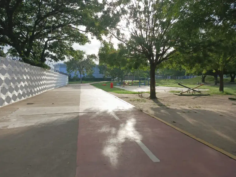 1000838416-d4c99436b2c8.webp