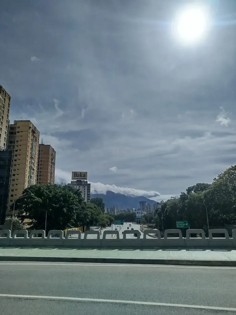 1001248954-b6dc6f0f47d9.webp