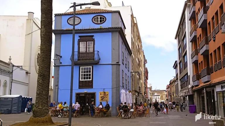 cliglwnrx00dc2fsz11bshqeo_La_Laguna_Tenerife_Canarias_11.webp