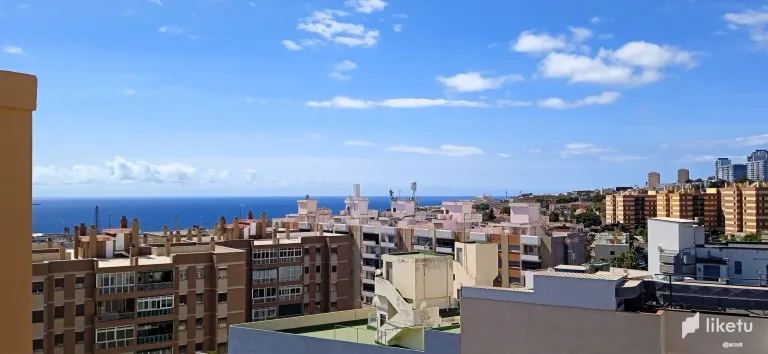 clro2e07s00siywsz6ywu0iob_Santa_Cruz_de_Tenerife_1.webp