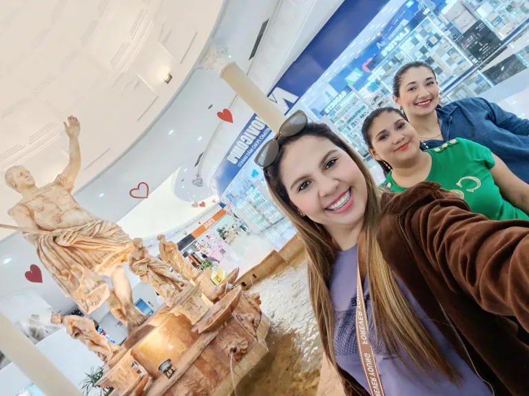 1edAHaDyAuw2wrjC_1000014119.webp