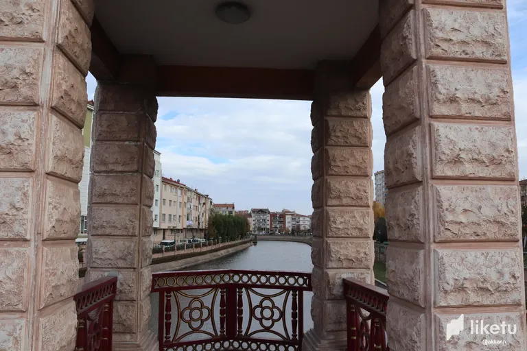 clcdji4np00uo69sz9xt48qoe_IMG_0029.webp